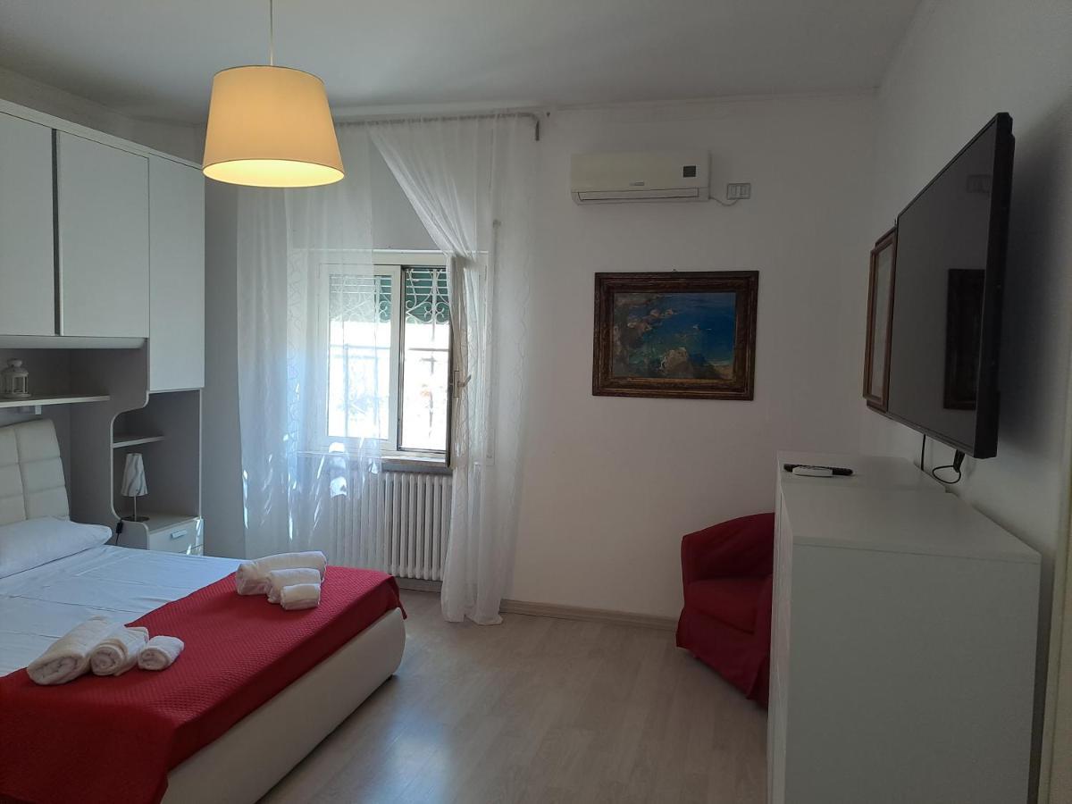 Ferienwohnung Casa Momy Lecce Exterior foto